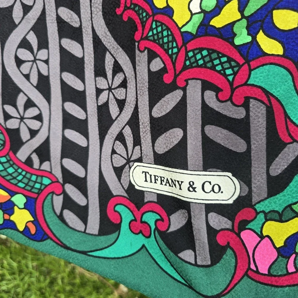 1994 Susan G. Komen Race For The Cure NYC T-Shirt L + Tiffany & Co Silk Scarf